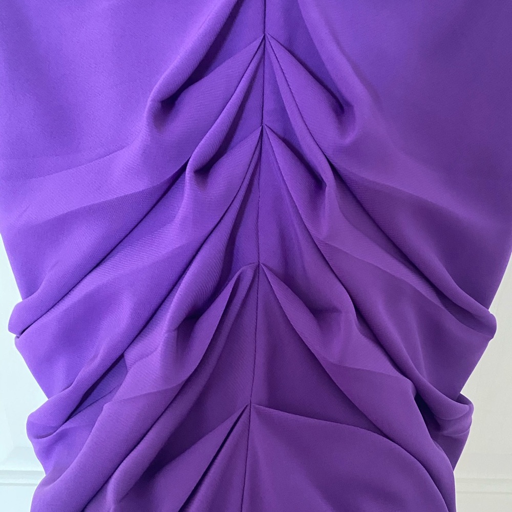 💜💜Purple ruched cocktail dress💜💜 - Picture 5 of 5